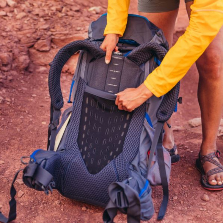 Gregory Packs Amber 65 Liter Hiking Backpack - Image 4